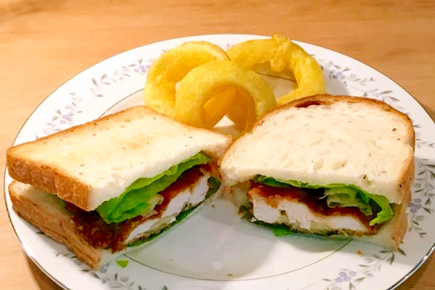 カツサンド・軽食・甘味の店　みかく堂