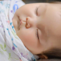 背中スイッチ発動を防ぐには？眠りの育児教室講師が子どもの眠りの悩みに回答